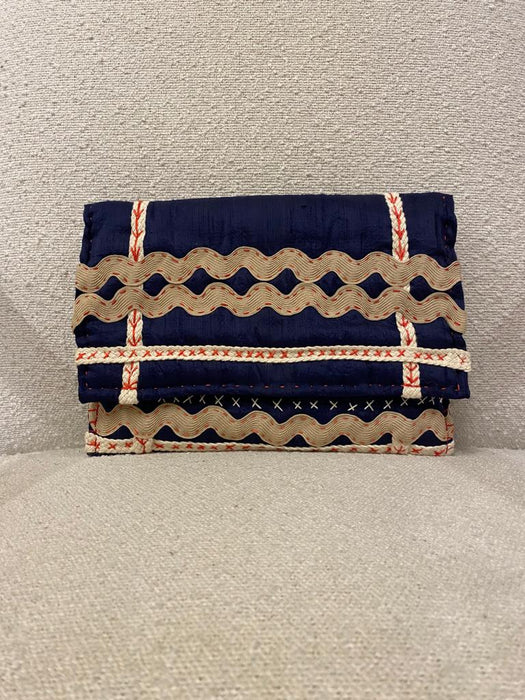 " HANDMADE ONLY " Clutch II