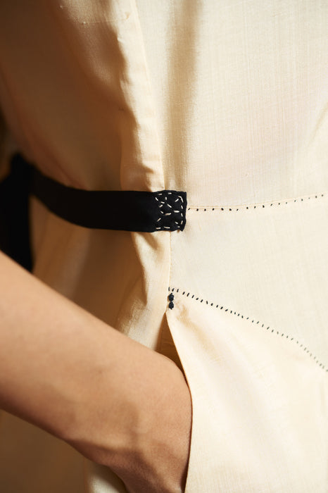 Hour's Cream Dress