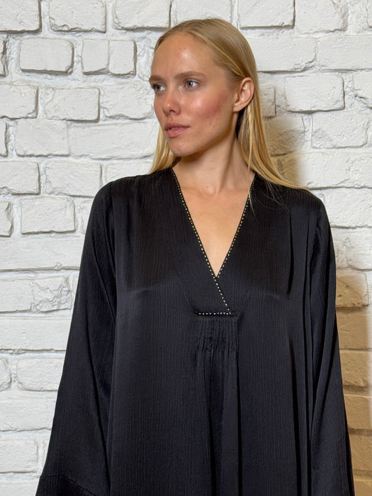 V-Neck Kaftan Dress - Black